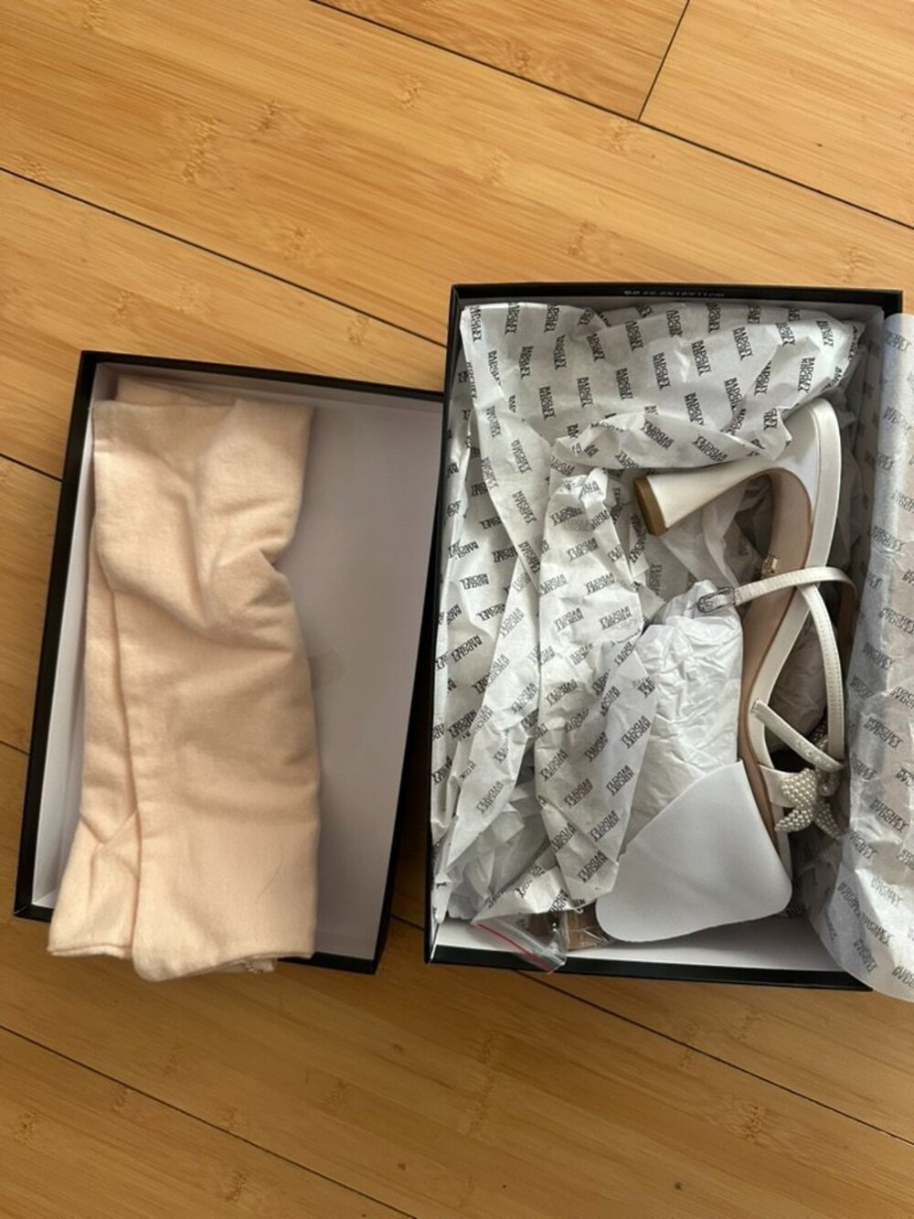 NEW, IN BOX - Badgley Mischka - Whitney Ankle Strap Sandal - Size 7 - Picture 2 of 4
